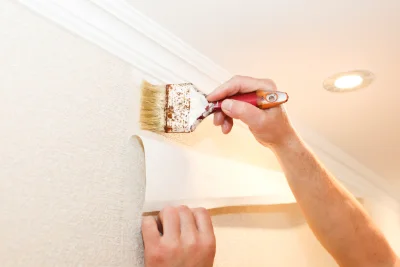 Pose de papier peint à Bourogne — revêtements muraux et toiles de verre